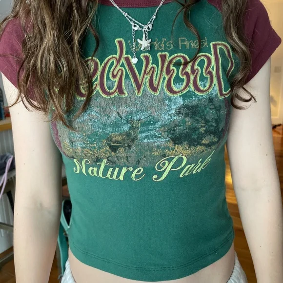 Urban Outfitters short sleeve T-shirt - Picture 2 of 2